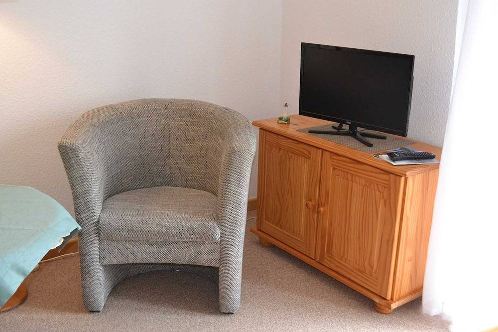 Ganze Wohnung, Kleine Ferienwohnung - Witthus in Hiddensee, Vorpommern-Rügen