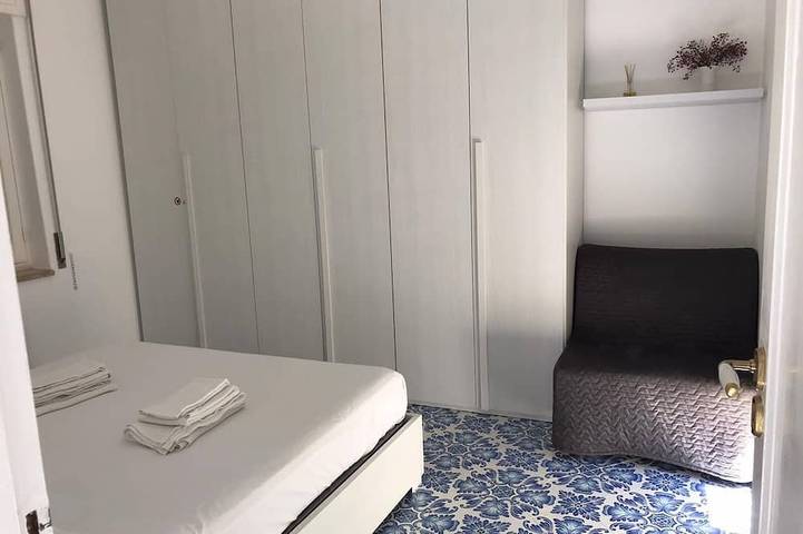 Ein zentral gelegenes Haus mit atemberaubendem Blick auf die Insel. in Capri, Neapel Provinz