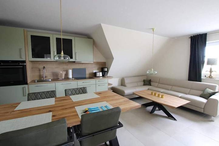 Ferienwohnung für 4 Personen, mit Balkon in Norddeich Mole