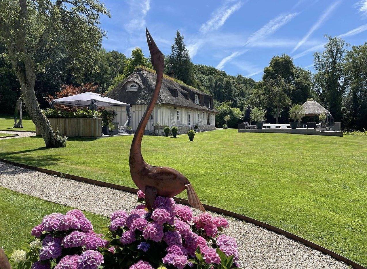 Les 2 Chaumières avec piscine et spa in Ablon, Région de Lisieux