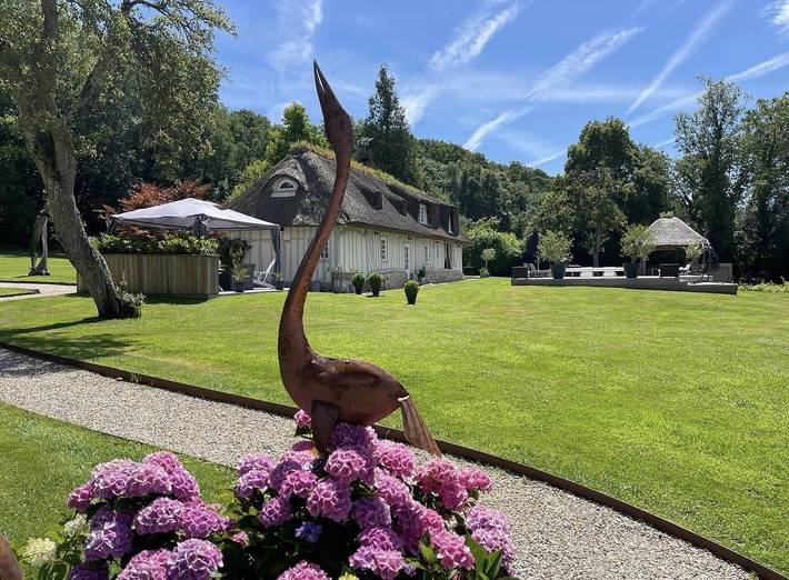 Gîte pour 6 personnes, avec jardin et piscine ainsi que terrasse et jacuzzi, animaux acceptés à Ablon - 3