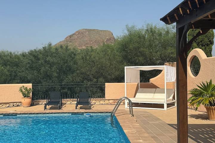 Villa for 8 people, with garden and balcony - 1