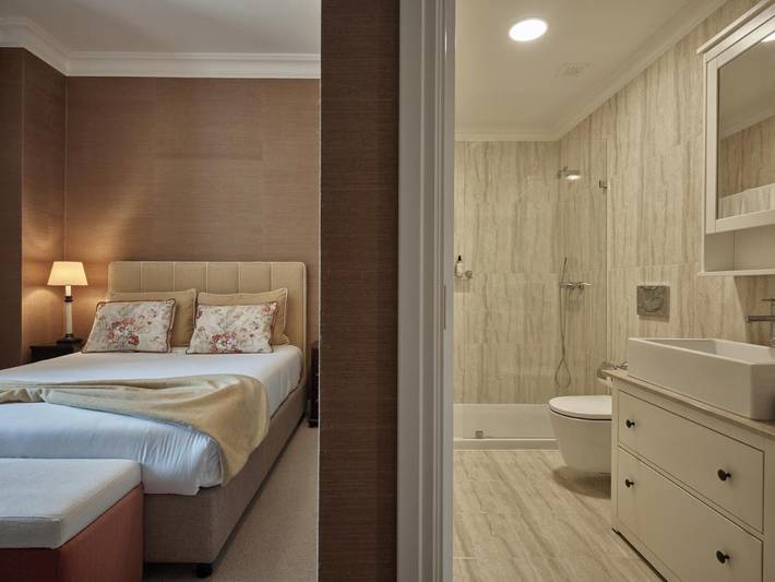 Bed and breakfast para 16 pessoas, com vista e piscina e ainda jardim em Torres Vedras