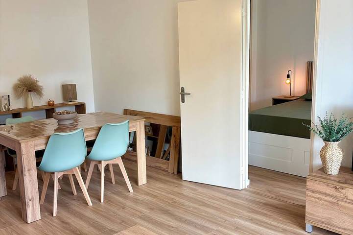 Gîte pour 4 personnes, avec balcon, animaux acceptés dans Gare De Hyeres - 2