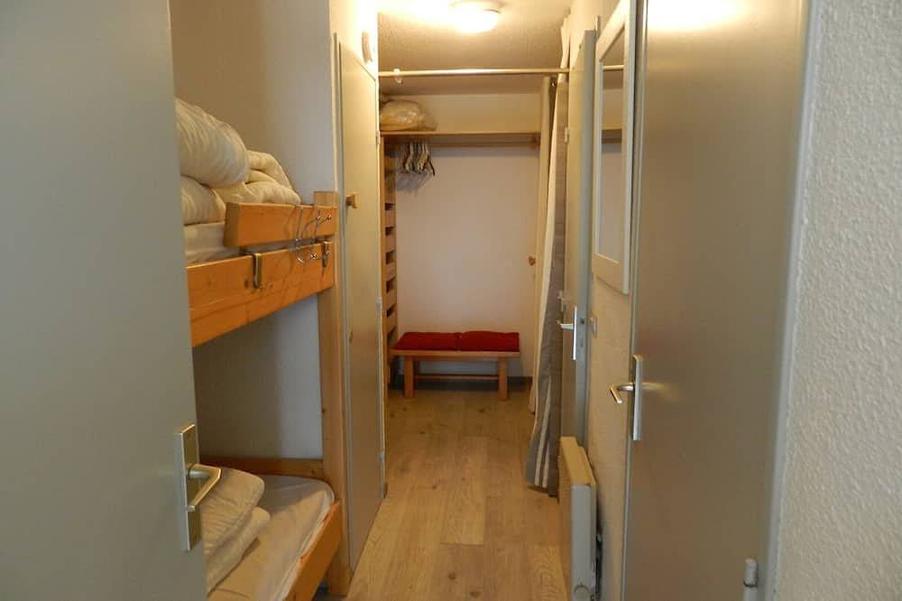 Apartamento entero, Apartamento 6 pers, 1 cabina, a pie de pistas, balcón, ascensor in La Ferrière, Le Pleynet