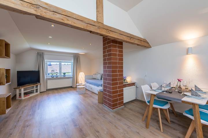 Ferienwohnung für 4 Personen, mit Garten und Seeblick in Taching am See - 2