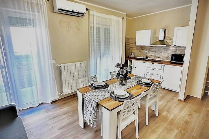 Apartamento de vacaciones para 7 personas, con balcón - 1