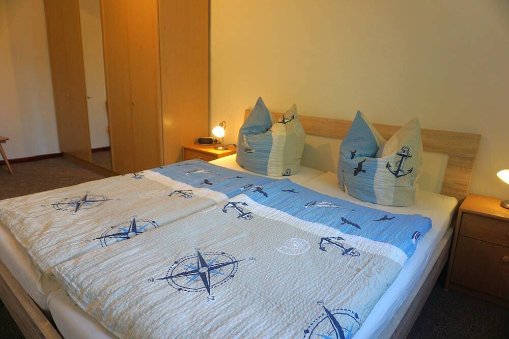 Entire apartment, Ferienquartier Kiek to'n Haff - Holiday apartment in Dargen, Usedom