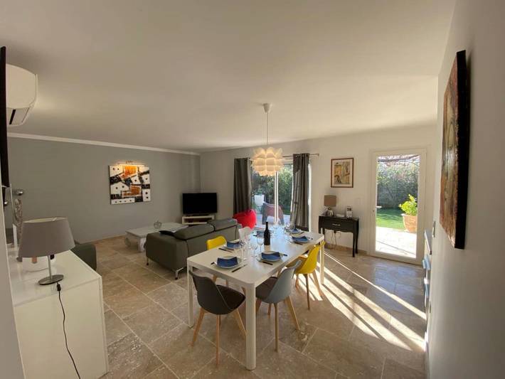 Location de vacances pour 6 personnes, avec terrasse et piscine à Tavel - 3
