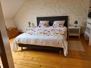 Chambre d’hôte pour 2 personnes, avec vue et jardin, animaux acceptés à Bétête