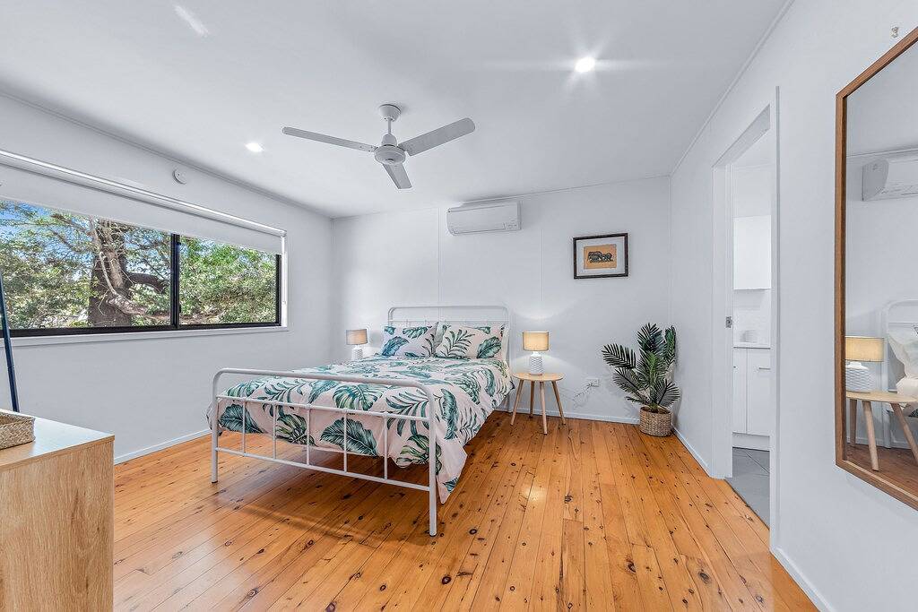 Coastal Cottage - Pets Welcome, Boat Parking, Walk to Beach & Shops in Cannonvale, Mackay Region