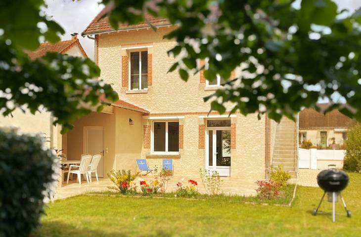 Gîte pour 7 personnes, avec jardin et terrasse - 1