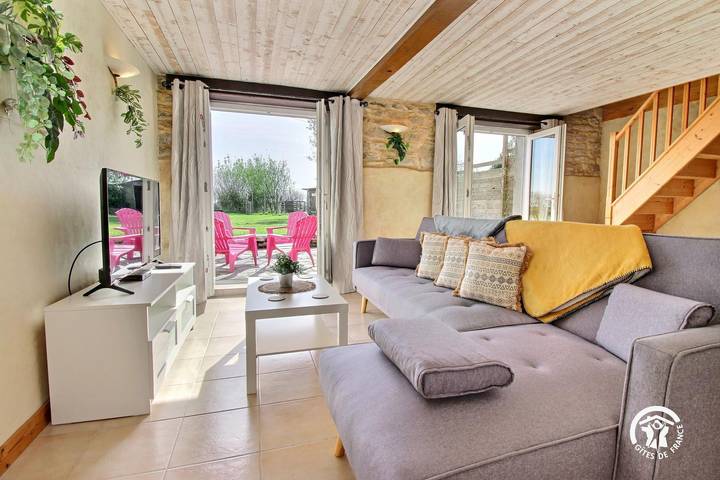Gîte pour 5 personnes, avec terrasse et jardin