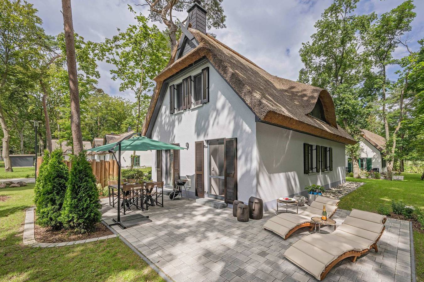 Modernes Ferienhaus im Fischerdorf mit Sauna & Garten – ländlich und ruhig auf Usedom in Zirchow, Usedom
