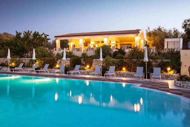 Appartamento per 2 persone, con panorama e giardino nonché piscina in Molinella