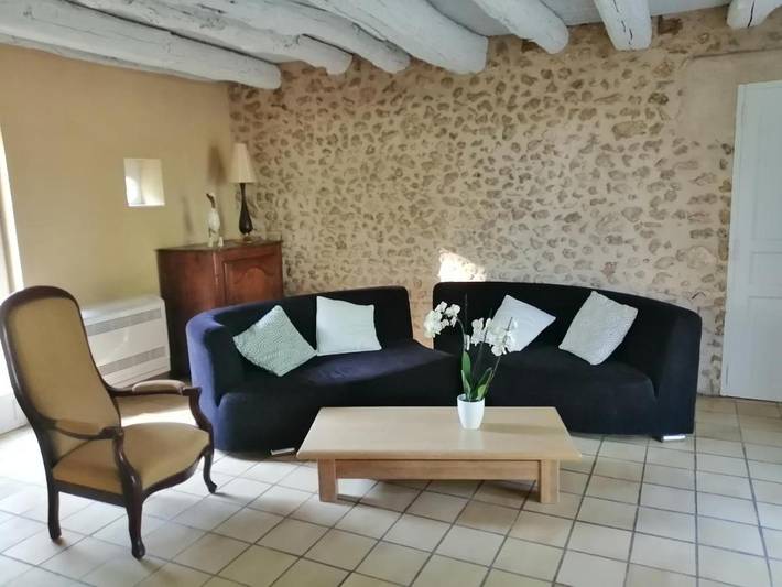 Location de vacances pour 12 personnes, avec terrasse ainsi que piscine et vue, animaux acceptés à Veyrines-de-Vergt - 2