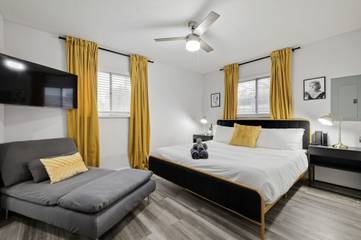 Vacation Rental for 9 Guests in North Richland Hills, Tarrant County, Picture 2