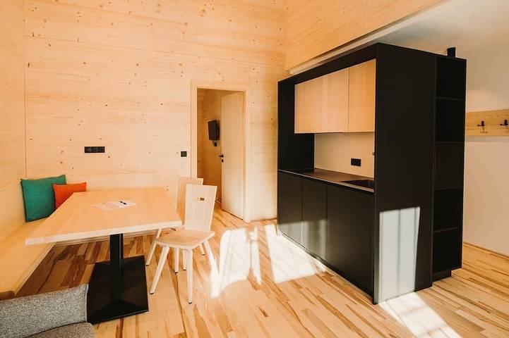 Chambre d’hôte pour 4 personnes, avec Jardin ainsi que Piscine et Sauna à Warth