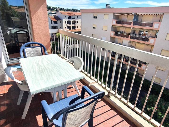 Gîte pour 4 personnes, avec balcon dans Plage De La Croisette Sainte Maxime - 3