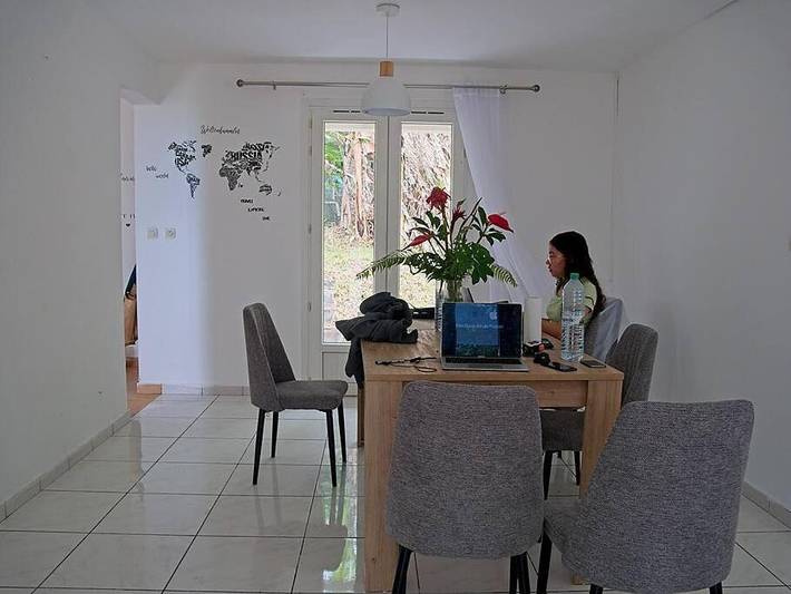 Location de vacances pour 6 personnes, avec vue et terrasse à Sainte-Suzanne - 2