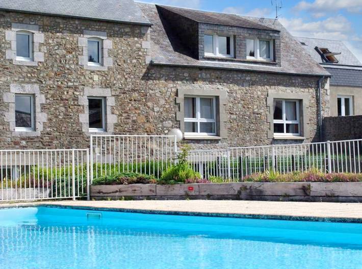 Appartement de vacances pour 5 personnes, avec piscine et balcon