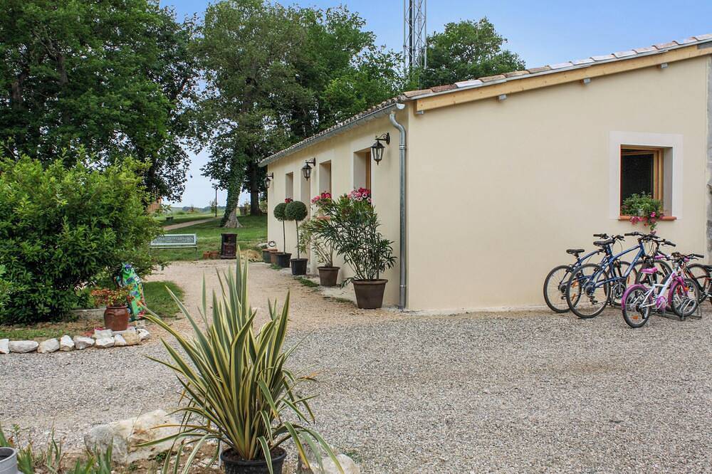 Homerez - Studio Pauilhac - Shared Pool in Pauilhac, Gers