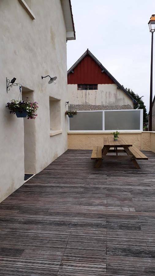 Location de vacances pour 6 personnes, avec jardin et vue, adapté aux familles à Liesville-sur-Douve - 3