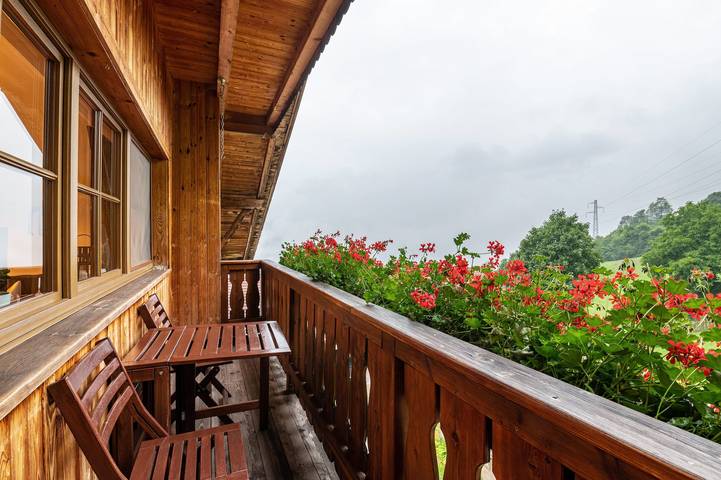 Ganze Wohnung, Ferienwohnung 'Zunerhof Abendsonne' mit Bergblick, Balkon und Wlan in Lengstein, Ritten
