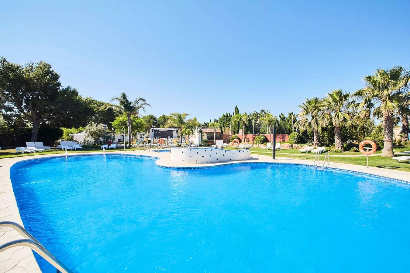 Mobil Home Magnolia 4 Rooms 2/6 People - 2 people included in the price in Platja de l'Almadrava, Vandellòs i l'Hospitalet de l'Infant