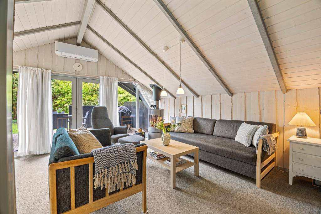 Gemütliches Ferienhaus mit Kamin für 4 Personen und 2 Hunde in Nørre Nebel, Varde