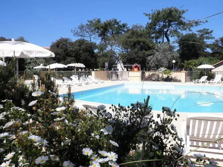 Gîte pour 8 personnes, avec terrasse, animaux acceptés en Gironde - 4