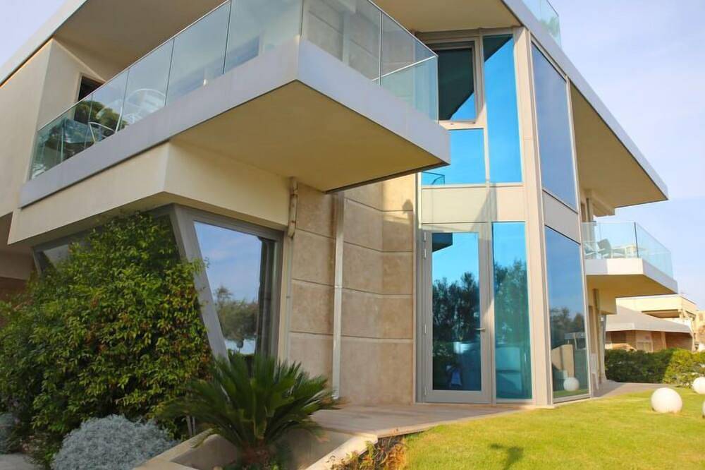 Apartamento entero, Appartamento 3 by Interhome in Terracina, Agro Pontino