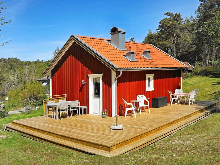 Ferienhaus für 4 Personen, mit Terrasse und Garten