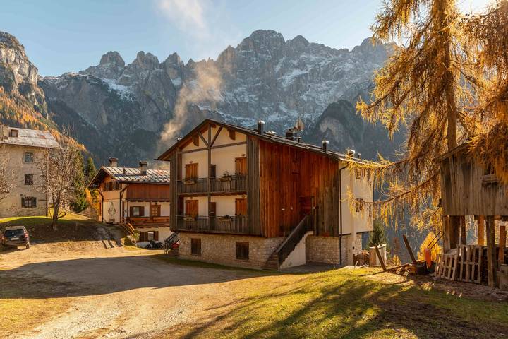 Ferienwohnung für 6 Personen, mit Balkon und Terrasse in Alleghe