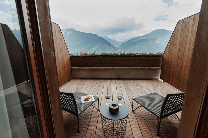 Hôtel pour 2 personnes, avec jardin ainsi que sauna et vue à Mollens - 3