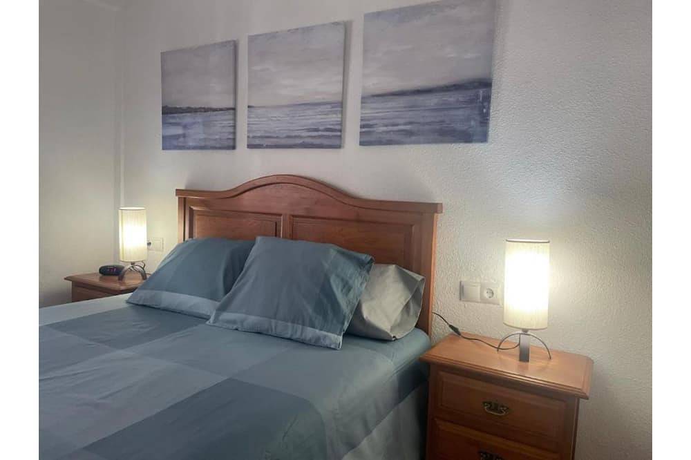 Entire apartment, Hervas Centro Apartment Ideal For Families 6 Adults 2 children in Hervás, Cáceres Region