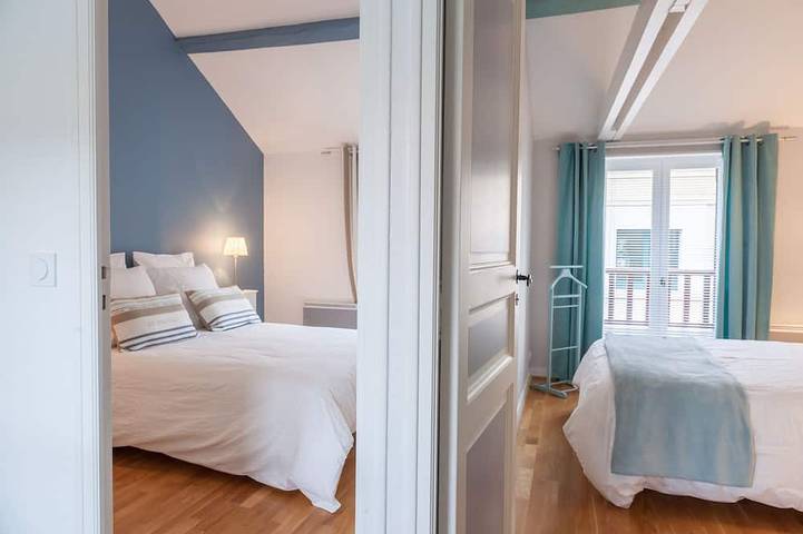 * La Maison du Pêcheur avec jardinet * Plein Cœur du Centre Historique Honfleur in Honfleur, Région de Lisieux