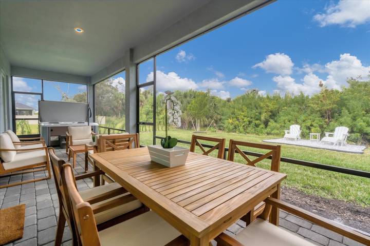 Villa for 8 people, with balcony/terrace, child-friendly in Gulf Coast