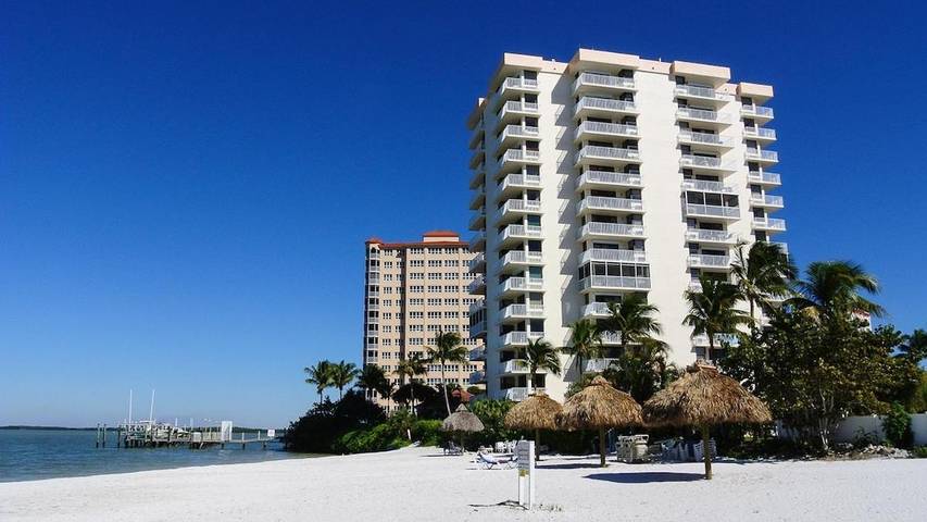 Ferienwohnung für 5 Personen, mit Ausblick und Pool sowie Terrasse in Bonita Springs