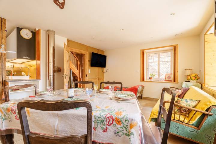 Gîte L'azuré, Alsace: Holiday Home with Private Terrace and Wi-Fi in Strasbourg Området
