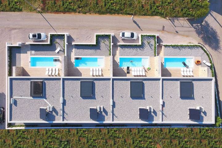 Villa für 6 Personen, mit Balkon - 1