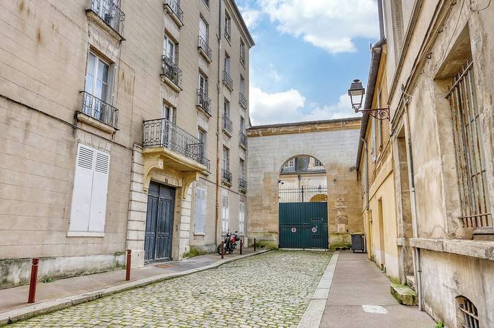 Ferienwohnung für 2 Personen, mit Haustier in Versailles