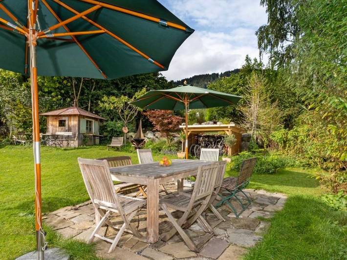 Ferienwohnung für 8 Personen, mit Terrasse und Garten in Ofterschwang