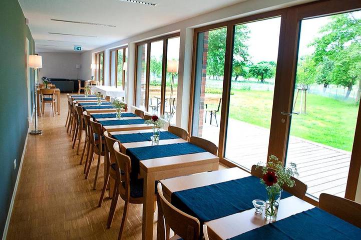 Hotel für 2 Personen, mit Terrasse und Garten in Spandau - 4