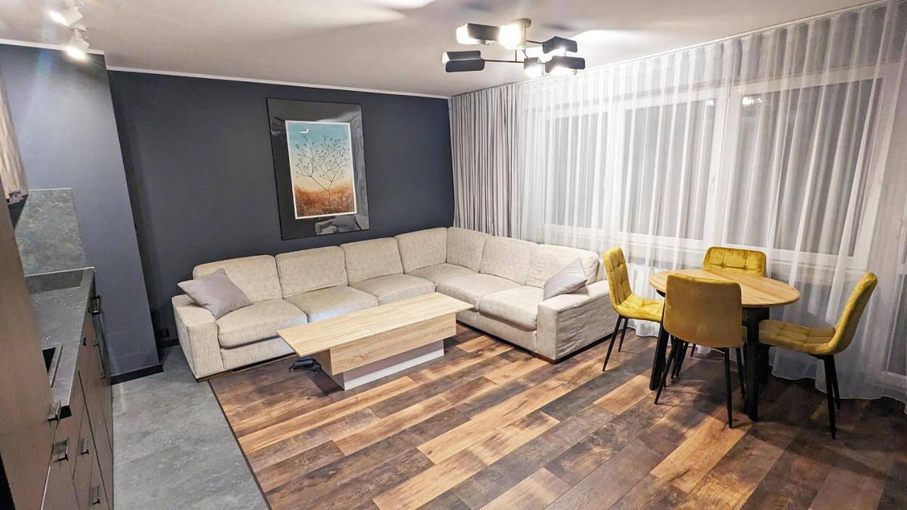 Cały apartament, Apartament Górski z widokiem na góry w Bieszczadach - 3 sypialnie 80m2 in Ustrzyki Dolne, Karpaty (Polska)