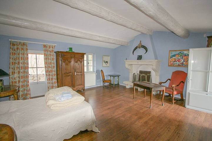 Gîte pour 12 personnes, avec terrasse et jardin à Chantemerle-lès-Grignan - 2