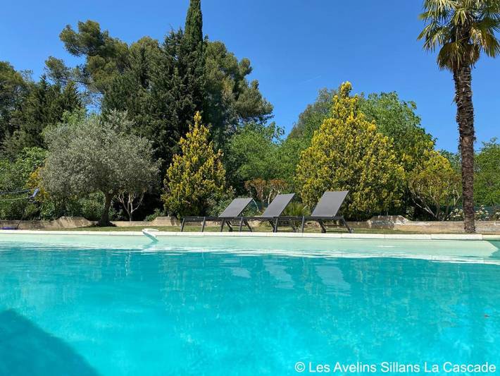 Appartement de vacances pour 3 personnes, avec piscine ainsi que vue et jardin