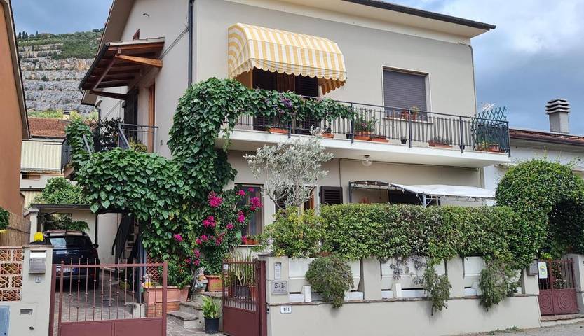 B&b voor 2 personen, met Terras en Uitzicht in Monsummano Terme