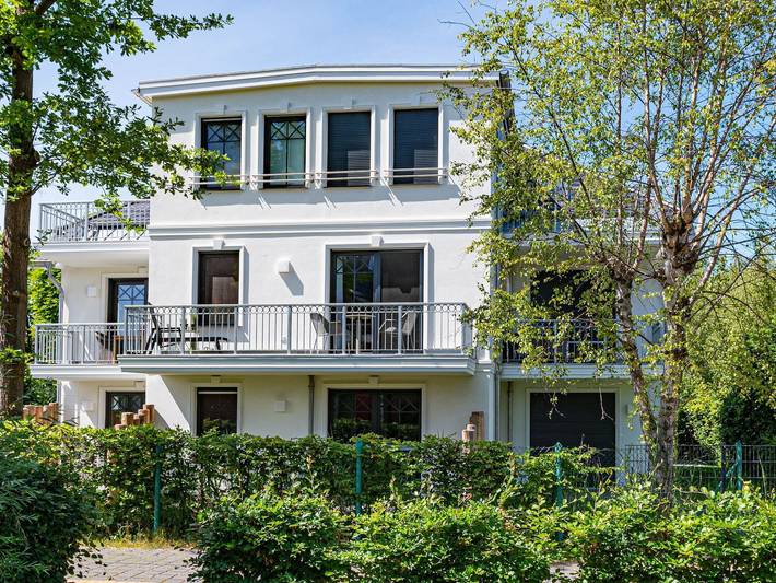 Ferienwohnung für 2 Personen, mit Sauna und Garten sowie Balkon in Zingst