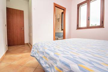 Beach House for 8 People in Campofelice di Roccella, Palermo Province, Photo 2